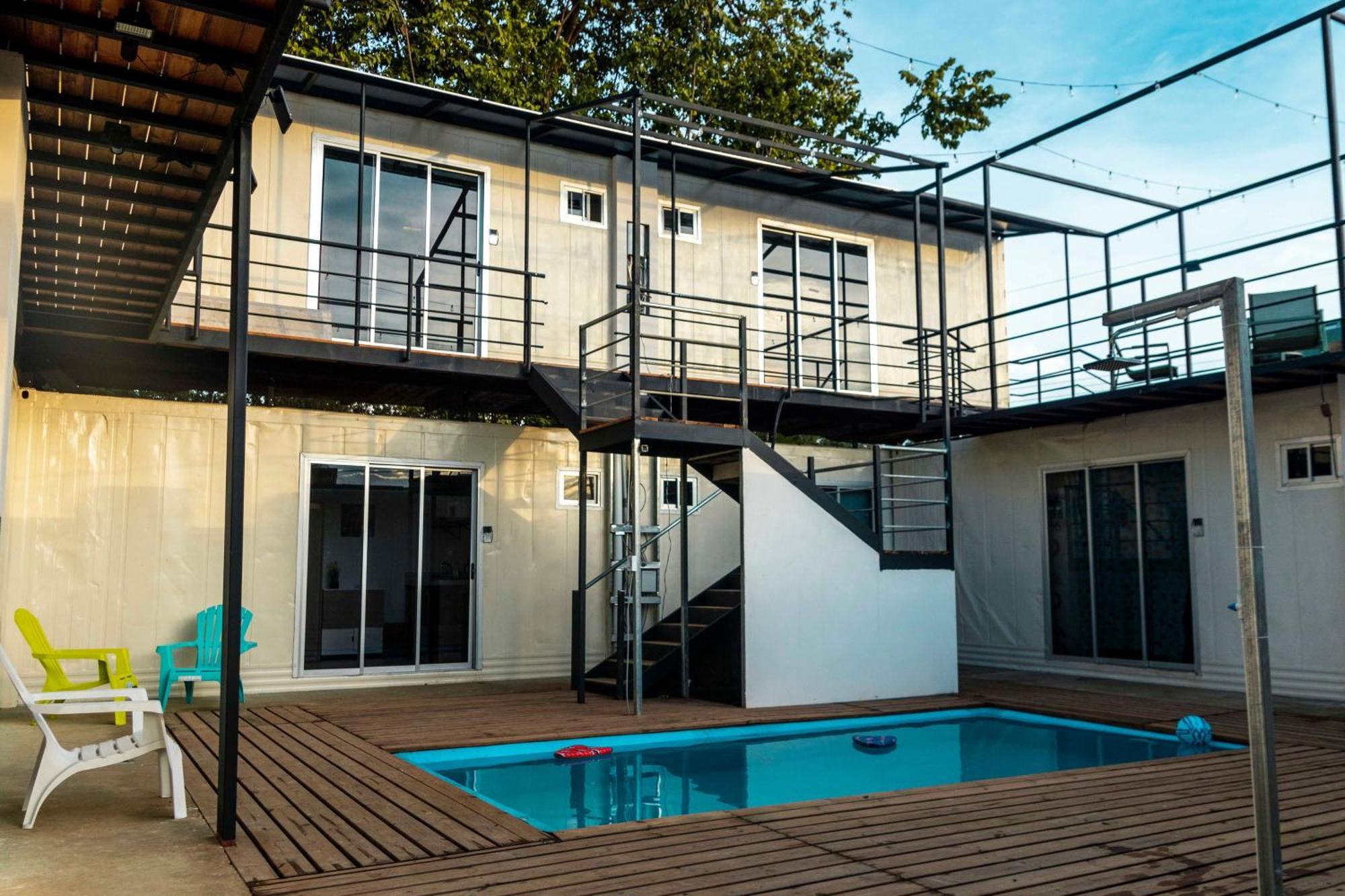 Emi'S Place Container Living Uvita Esterno foto